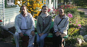 Arkady and Olga, sellers (Moscow, Russia)