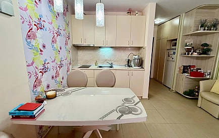 ID 15481 Two-bedroom apartment in Rich 1 Photo 2