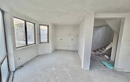 ID 14735 House in Floral Meadows Photo 3