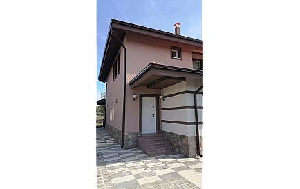 ID 11539 House in the village of Polski Izvor Photo 3
