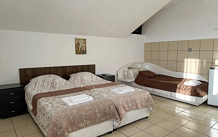 ID 13390 Hotel in Aheloy Photo 2