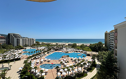 ID 16038 One-Bedroom Apartment in Majestic Beach Resort Photo 1 
