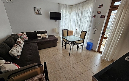 ID 16046 One-bedroom apartment in Compass Photo 2