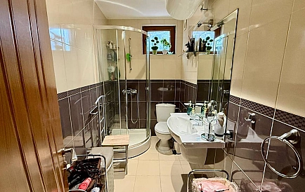 ID 15481 Two-bedroom apartment in Rich 1 Photo 8