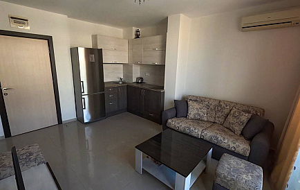 ID 13256 One-bedroom apartment in Admiral Plaza Photo 1 