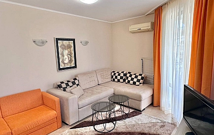ID 15814 Two-bedroom apartment in Royal Sun Photo 10