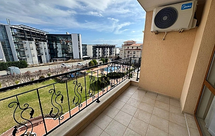 ID 15458 Two-bedroom apartment in Royal Bay Photo 5