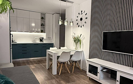 ID 16448 One-bedroom apartment in Sunny View Central Photo 1 