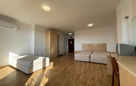 ID 16587 Studio apartment in Gardenia Hills Photo 8