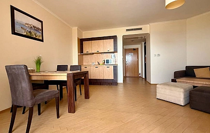 ID 16352 One-bedroom apartment in Majestic Beach Resort Photo 6