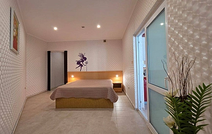 ID 15891 One-bedroom apartment in Miramar Palace Photo 8