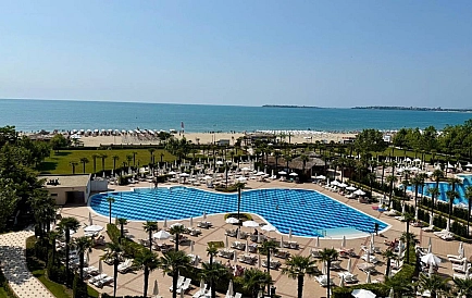 ID 16352 One-bedroom apartment in Majestic Beach Resort Photo 4