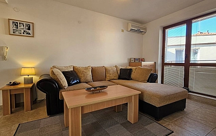 ID 15310 Two-bedroom apartment in Compass Photo 8