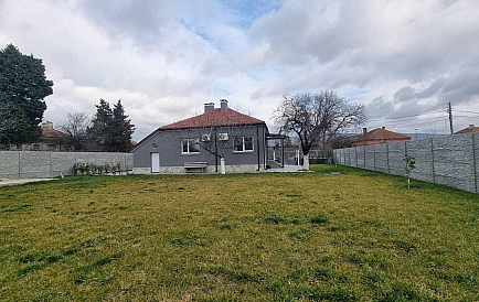 ID 13516 House in Gyulevtsa Photo 1 