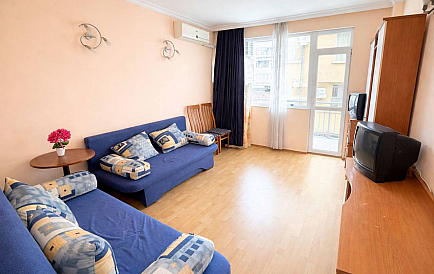 ID 15270 Two-bedroom apartment in Alexandrov Residence Photo 1 