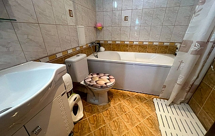 ID 14180 Two-bedroom apartment in Gallery Photo 5