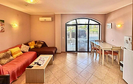 ID 15719 Two-bedroom apartment in Royal Sun Photo 2