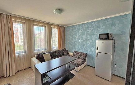 ID 15772 One-Bedroom Apartment in South Bay Photo 2