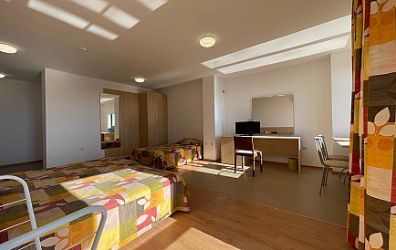 ID 15086 Studio apartment in Gardenia Hills Photo 2