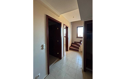 ID 13231 Duplex apartment in Downtown Photo 9