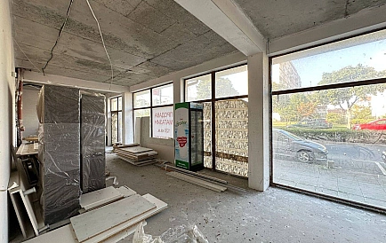 ID 14480 Shop in Pomorie Photo 2