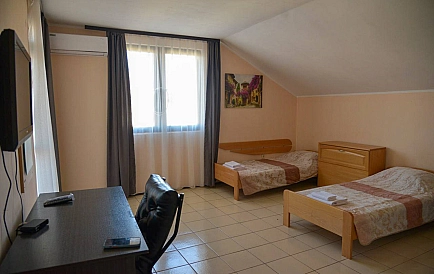 ID 13390 Hotel in Aheloy Photo 4