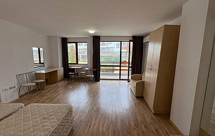 ID 16586 Studio apartment in Gardenia Hills Photo 1 