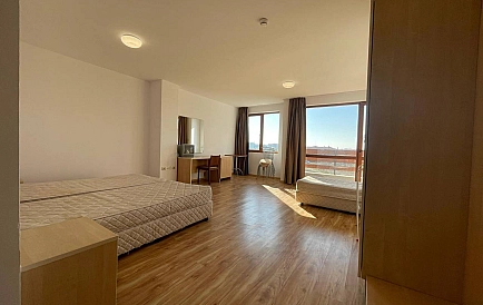 ID 16587 Studio apartment in Gardenia Hills Photo 10