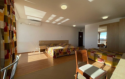 ID 15086 Studio apartment in Gardenia Hills Photo 3