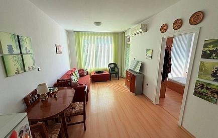 ID 15253 Oneßbedroom apartment in Sunny Day 5 Photo 3