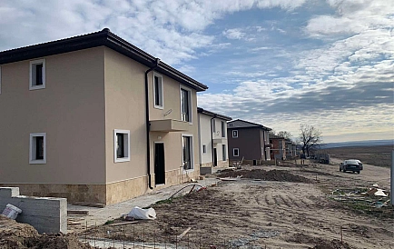 ID 10218 Houses from the developer in Priseltsy Photo 3