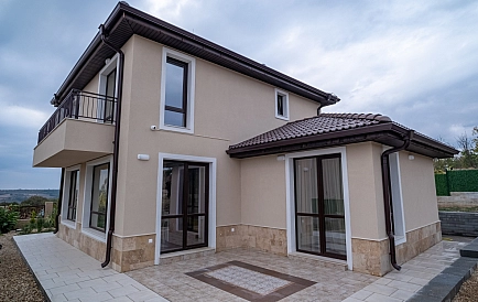 ID 10218 Houses from the developer in Priseltsy Photo 2