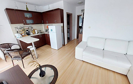 ID 10713 Studio apartment in Sunny Day 6 Photo 1 