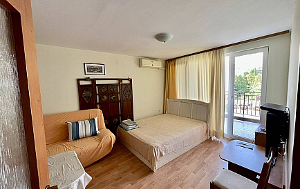 ID 10808 One-bedroom apartment in Marina Fort Beach Photo 1 