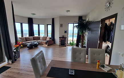 ID 10975 Two-bedroom apartment in Majestic Sea Village Photo 1 