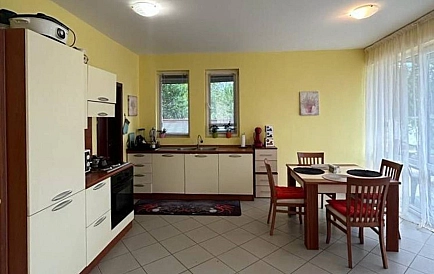 ID 11869 Two-storey house in Greenville Photo 4