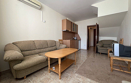 ID 12224 One-bedroom apartment in Rutland Bay Photo 1 