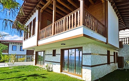 ID 12437 A house in Venid Eco Village Photo 8