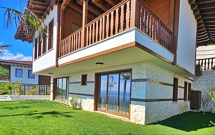 ID 12437 A house in Venid Eco Village Photo 6