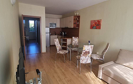 ID 12515 Two-bedroom apartment in Rutland Beach 1 Photo 1 