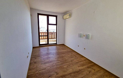 ID 12737 House in Rаzlog Photo 9