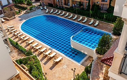 ID 2507 Apartments from the developer with a view of the bay Photo 2