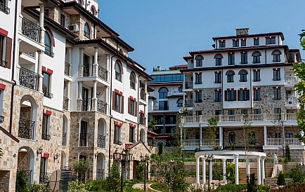 ID 2507 Apartments from the developer with a view of the bay Photo 8