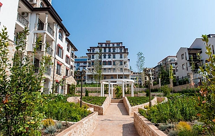 ID 2507 Apartments from the developer with a view of the bay Photo 7