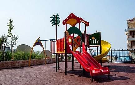 ID 2507 Apartments from the developer with a view of the bay Photo 6