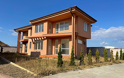 ID 5872 Two-storey house in ADIB Houses Photo 1 