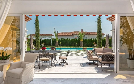 ID 9144 Villa in Eden Park Photo 8