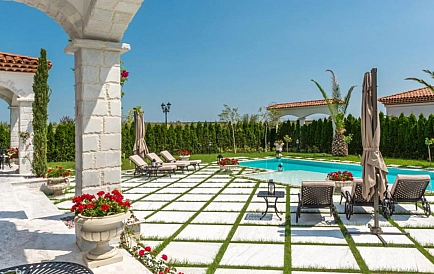 ID 9144 Villa in Eden Park Photo 7