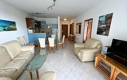 ID 9940 Two-bedroom apartment in Sun Coast Resort Photo 1 