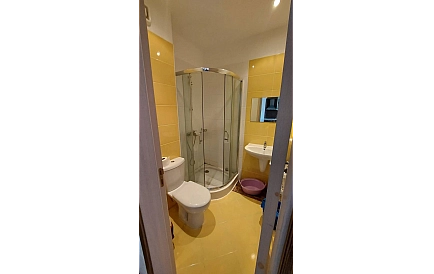 ID 10100 One-bedroom apartment in St. Nicholas Photo 8